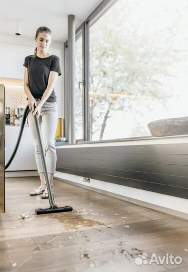 Пылесос Karcher хозяйственный WD 2 Plus