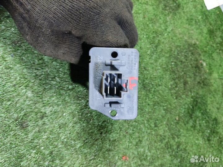 Резистор отопителя LADA Granta