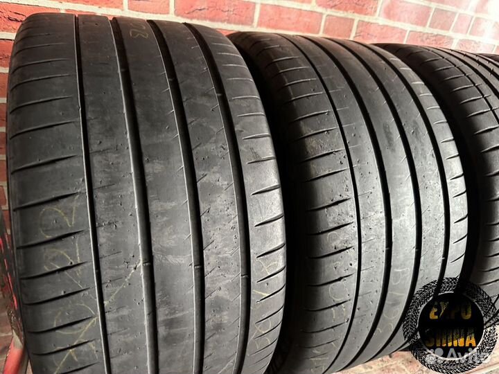 Michelin Pilot Sport 4 S 315/30 R22 и 275/35 R22