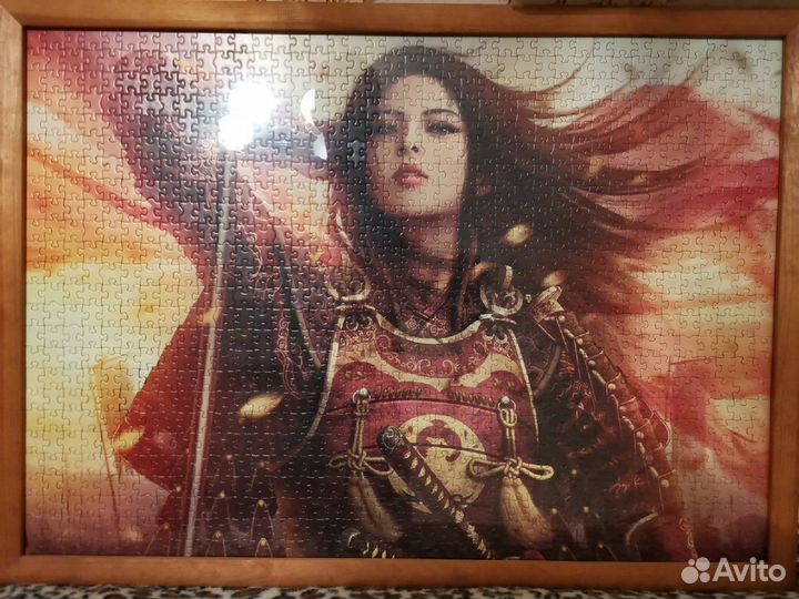 Пазл 1000 деталей в деревянной рамке