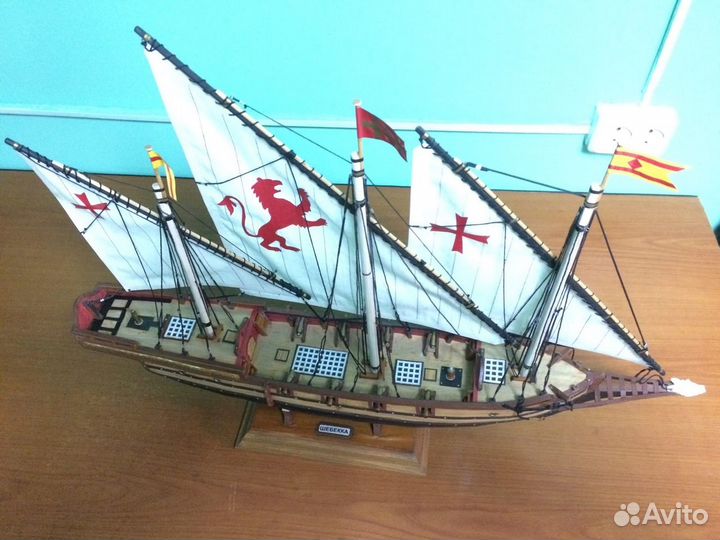 Модель корабля ручной работы