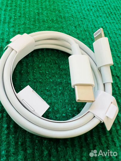 Кабель USB-C to Lightning