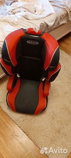 Детское автокреслоот 3х-10лет Graco