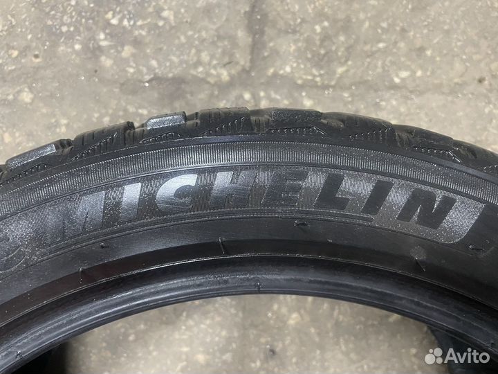 Michelin X-Ice North 4 225/45 R17