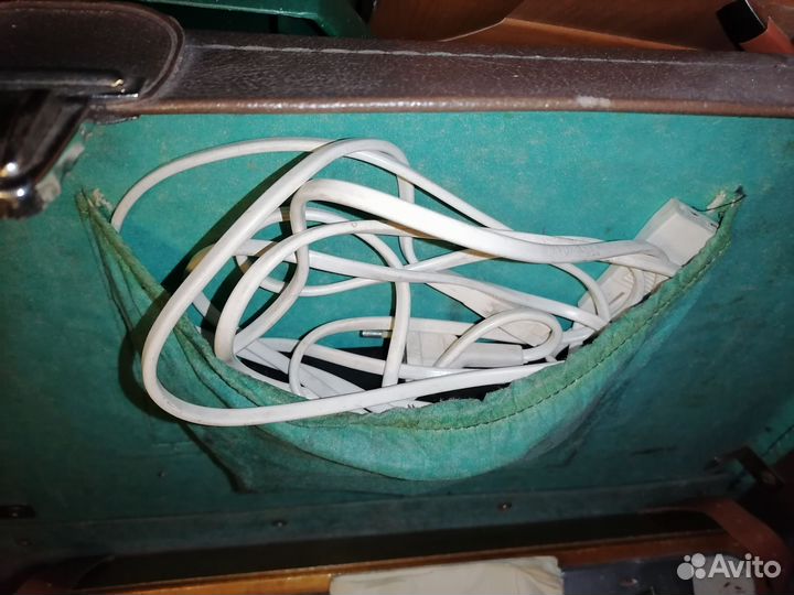 Швейная машина