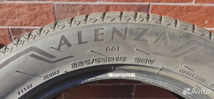 Bridgestone Alenza 001 225/55 R18 98V