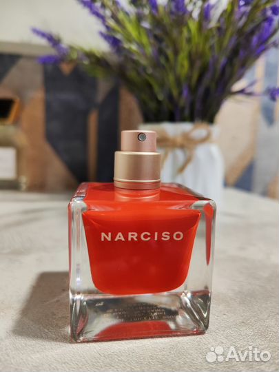 Narciso Rodriguez rouge. Орининал