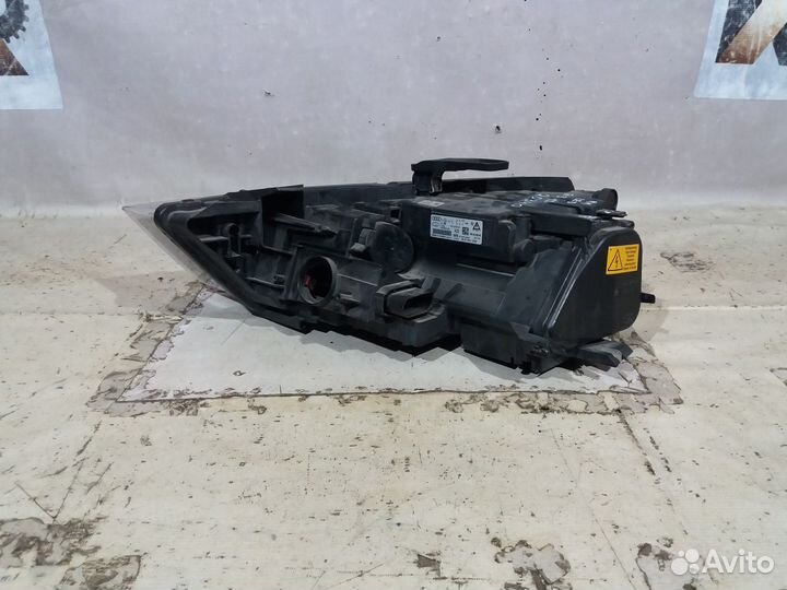 Правая фара Audi Q3 12- Артикул 20340