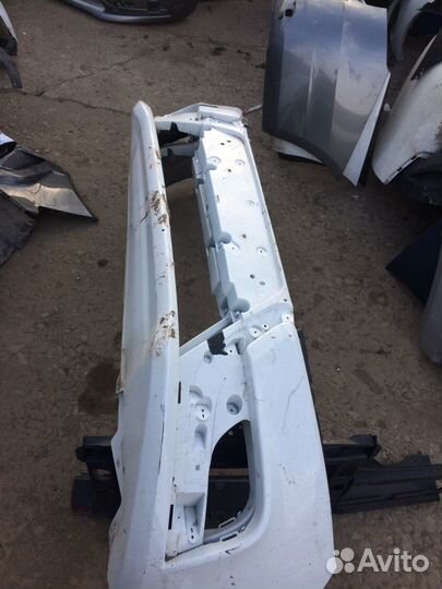 Передний бампер LADA vesta