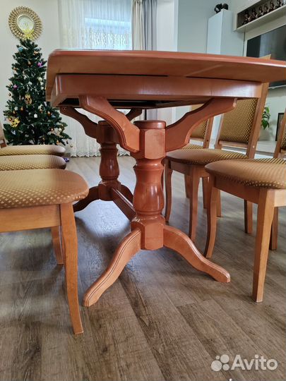 Кухонный стол и стулья бу