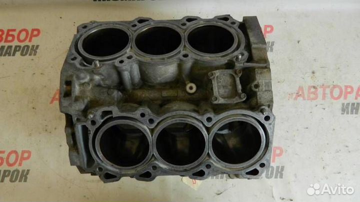 Б/У Блок двигателя 11000CG000 nissan