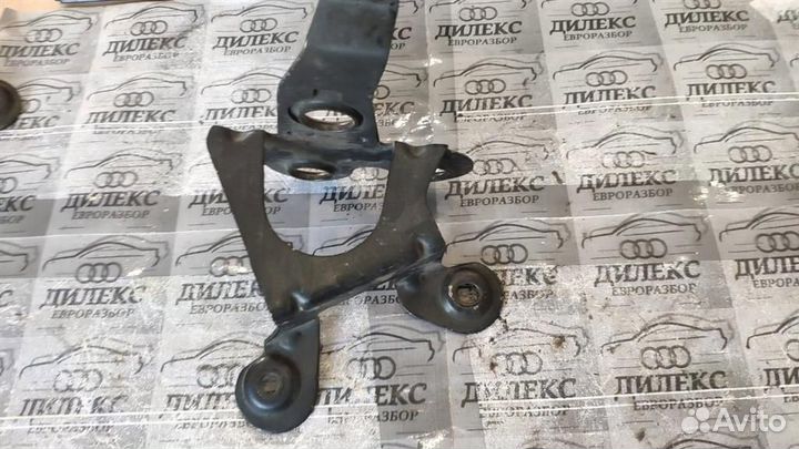 Кронштейн блока ABS VW Touran 2003-2010