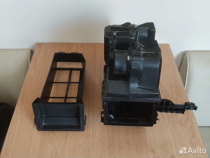 Корпус воздушного фильтра LADA vesta