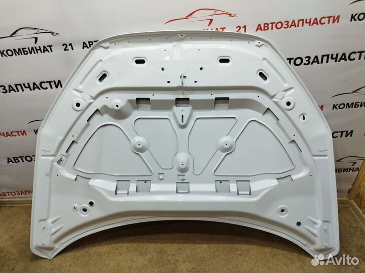 Капот Лада Веста цвет 221 Ледниковый Период