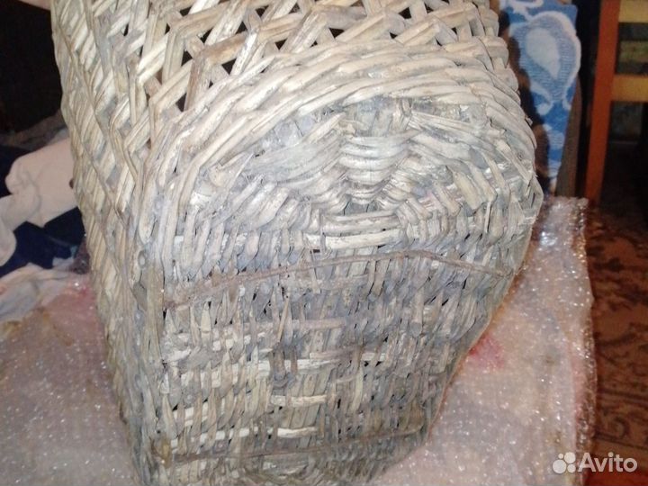 Корзина плетеная