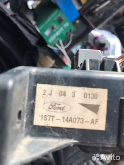 Блок предохранителей Ford mondeo 3 2.0 tdci