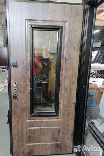 Двери входные