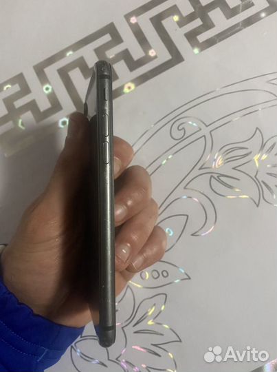 iPhone 8 64 GB