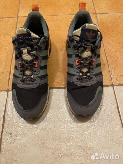 Кроссовки adidas ZX 700 HD