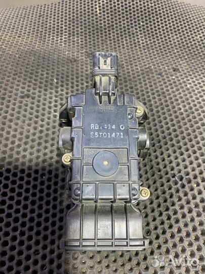 Дмрв Mitsubishi Galant 2.0 Галант E5T01471