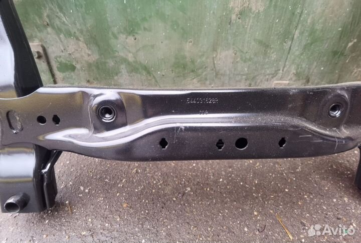 Подрамник renault 544010031R