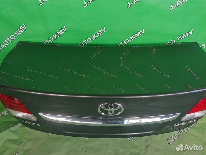 Крышка багажника Toyota Avensis