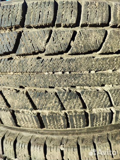 Triangle TR777 215/60 R17 96T