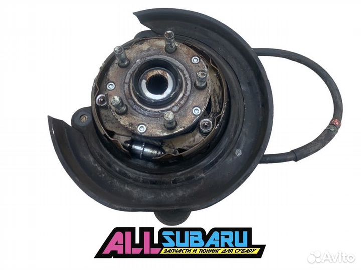Кулак задний, ступица, цапфа задний правый Subaru