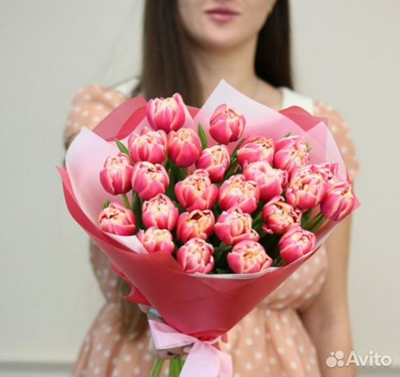 Букет из 25 пионовидных тюльпанов №588