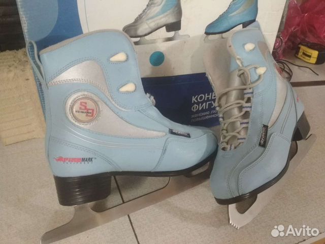 Коньки фигурные