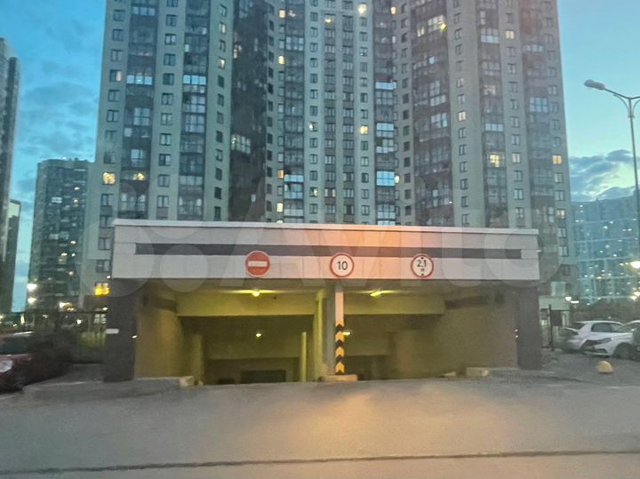 Машиноместо, 17 м²