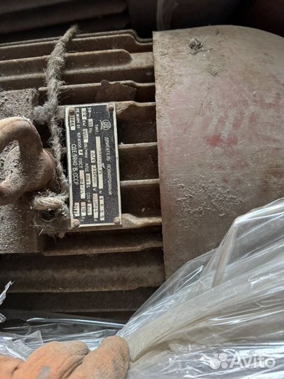 Электродвигатель аир180 S4 У3