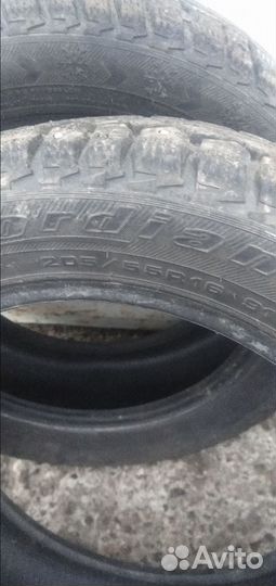 Dunlop SP Winter Ice 01 205/55 R16 95T