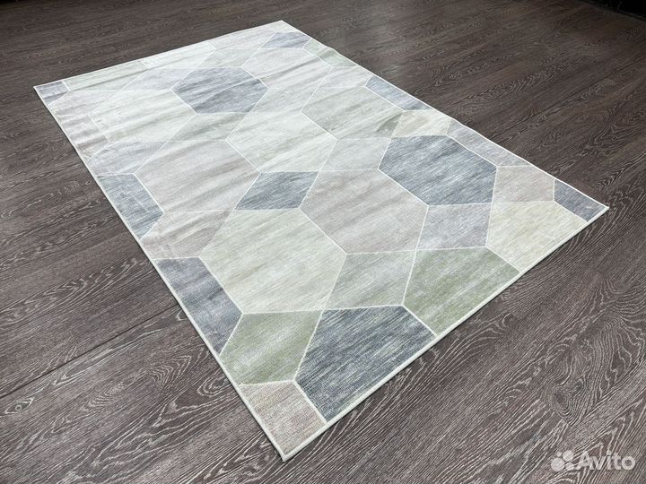 Ковер Matrix новый 1.35х1.95 м