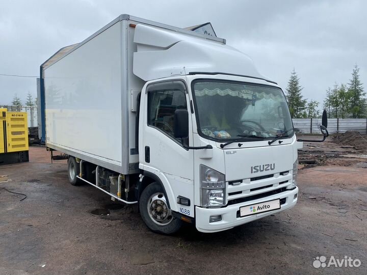 Isuzu Elf (N-series), 2010