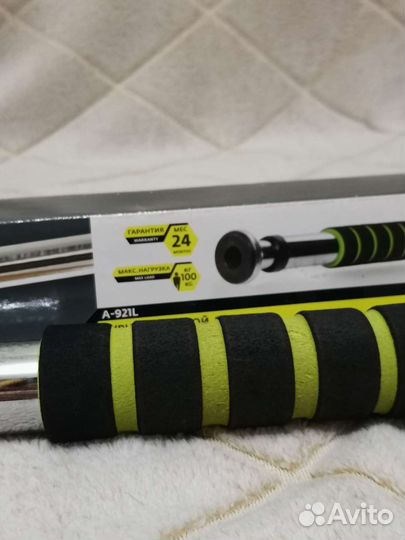 Турник дверной Torneo