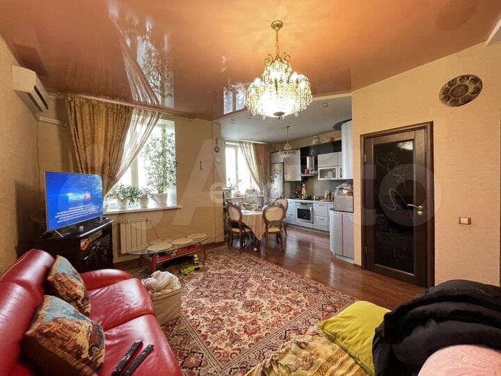 2-к. квартира, 60 м², 10/14 эт.