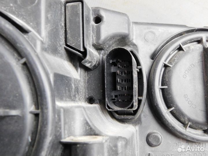 Фара левая Skoda Octavia 5E1941015B