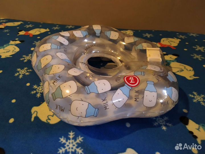 Круг для купания и горка