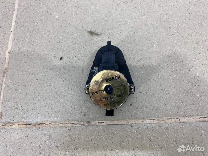 Моторчик заслонки отопителя BMW 5-серия E34 1988-1