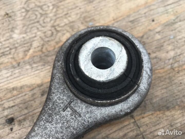 Рычаг задний поперечный правый Audi A4 B8 A6 Q5 8R