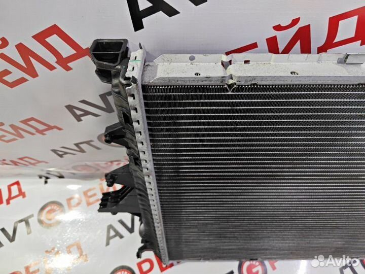 Радиатор Audi Q7 4L cjtc 02.05.2012