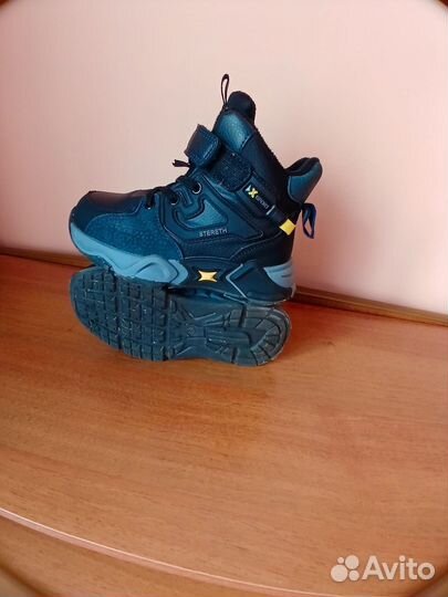 Ботинки демисезонные 28р