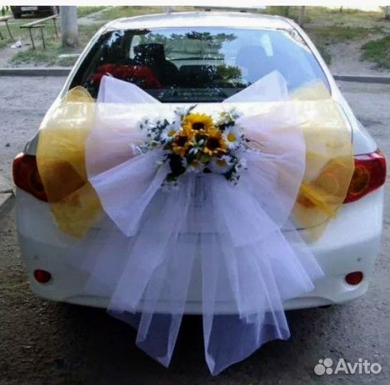 Оформление машины на свадьбу