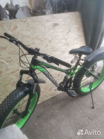 Велосипед на больших колесах