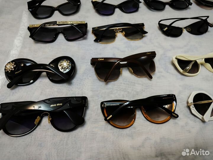 Солнцезащитные очки женские брендовые