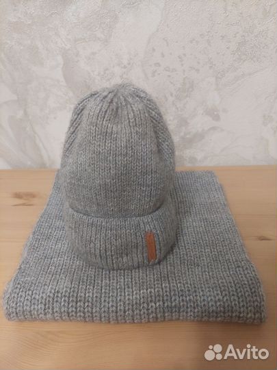 Комплект шапка и снуд женский