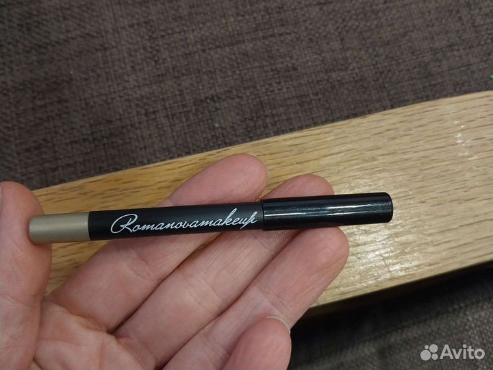 Romanovamakeup карандаш