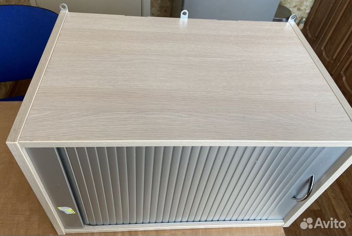 Шкафчик навесной