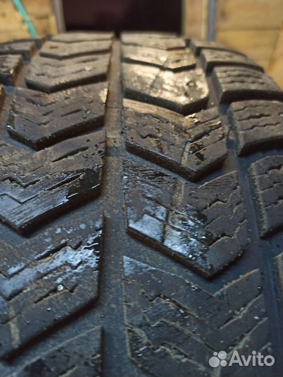 Vredestein ArcTrac SUV 235/65 R17